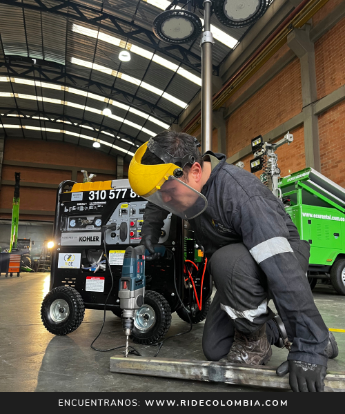 Torres de Iluminación Venta y Distribución en Colombia | Generador Electrico, Diesel. Solar